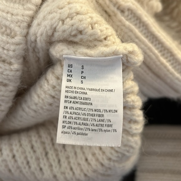American Eagle Cream Wool & Alpaca Blend Long Sleeve Crew Neck Sweater Size S - Picture 6 of 6